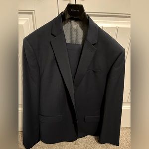 Mens Express Suit